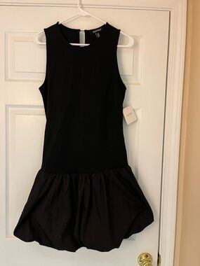 Ellen Tracy Little Black Sleeveless Bubble Hem Dress